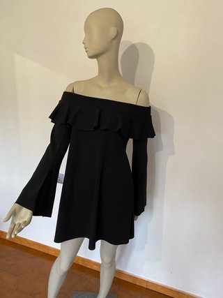 Vestido midi Zara negro