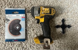 Lote 3 herramientas: Atornillador DeWalt y Bosch