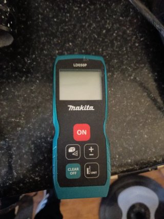 Medidor Láser Makita LD050P