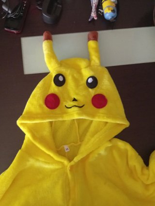 Pijama Pikachu Amarillo Talla M