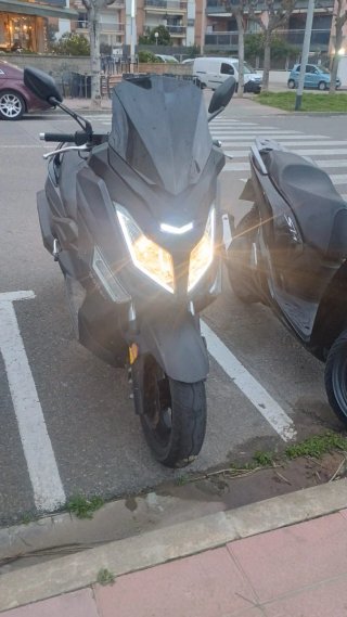 Maxi Scooter Mitt GT-MAX 125 Negra