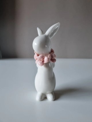 Figura de Conejo de Pascua en Cerámica