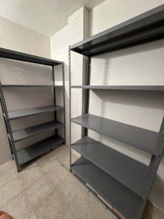 2 Estanterías Metálicas Grises