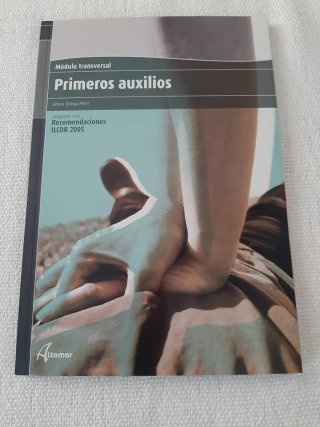 Libro curso tecnico farmacia.