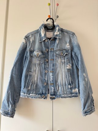 Chaqueta vaquera Zara Trafaluc con rotos, S