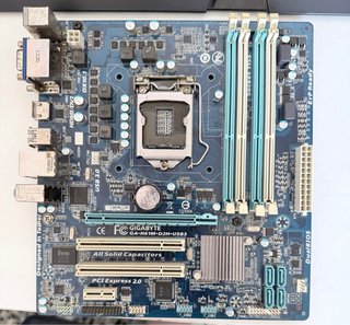 Placa Base Gigabyte GA-H61M-D2H-USB3