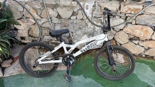 Bicicleta BMX Monty Blanca