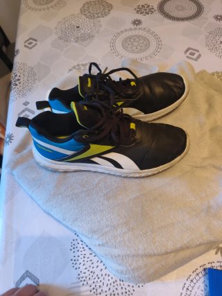 Bambas Reebok Negro y Azul