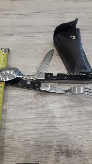 Coltello multiuso da campeggio