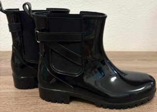 Botines de agua negros
