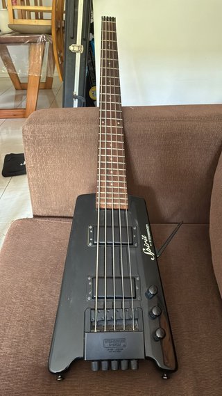 Bajo Steinberger Spirit X25