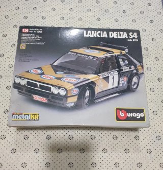 Maqueta Lancia Delta S4 Burago 1/24