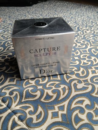 Crema Dior Capture Sculpt 10