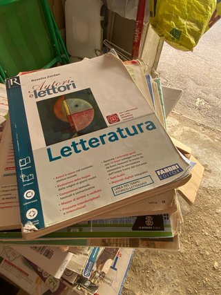 Libri scolastici autori e lettori eccet