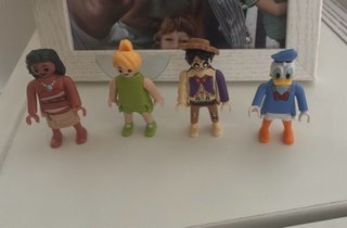 Se venden Figuras Disney Kinder