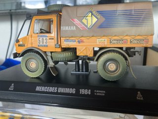 Maqueta Mercedes Unimog 1984 Dakar