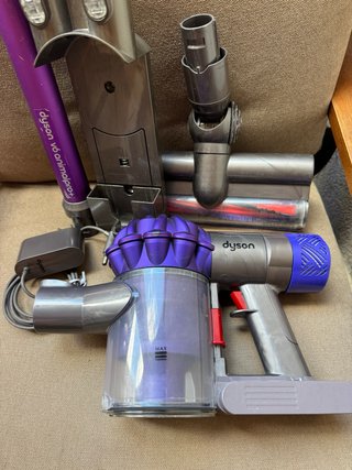Aspiradora Dyson V6 Animal (DC59) Completa Funcion