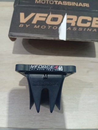 Caja de Láminas VForce 4R Moto Tassinari