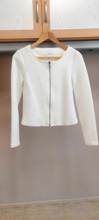 Chaqueta de punto blanca Vila