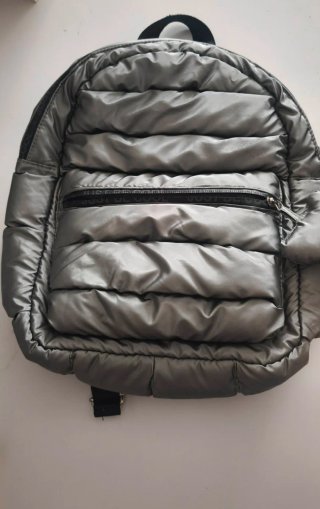 Mochila Acolchada Plateada