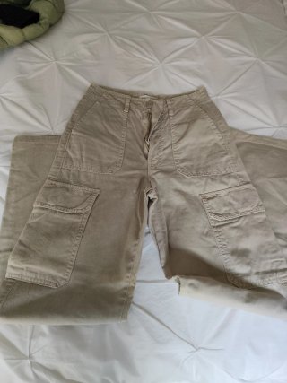 Pantalón Cargo Beige