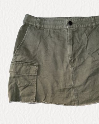 Falda Corta Estilo Cargo Verde Oliva