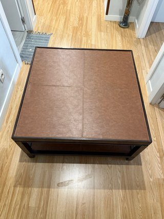 Mesa de centro cuadrada