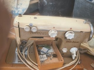 Máquina de Coser Vintage Köhler Zick-Zack