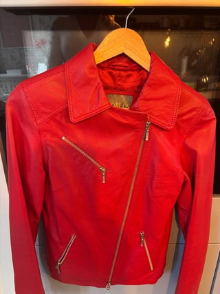 Chaqueta de cuero roja Oblos