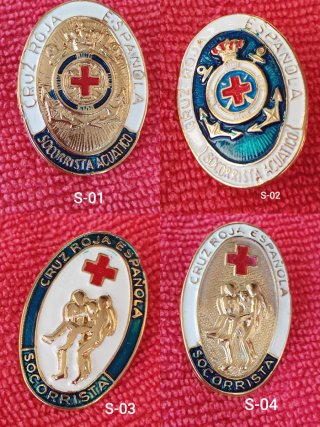 Lote 4 Insignias Socorrista Cruz Roja
