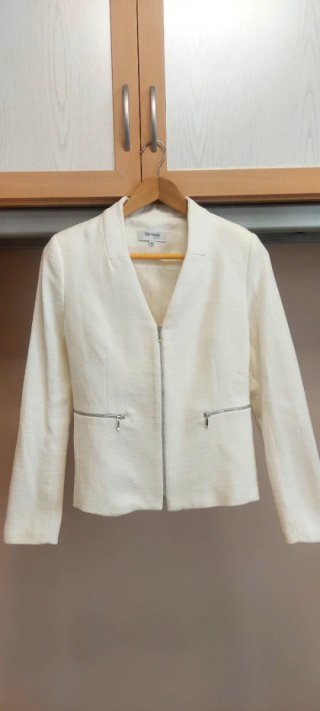 Chaqueta Blanca Fórmula Joven