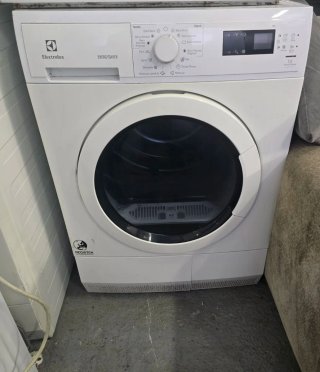 Secadora Electrolux EnergySaver Blanca 7 kilos 150