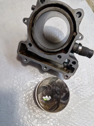 Cilindro y pistón para Kymco Xciting 500cc