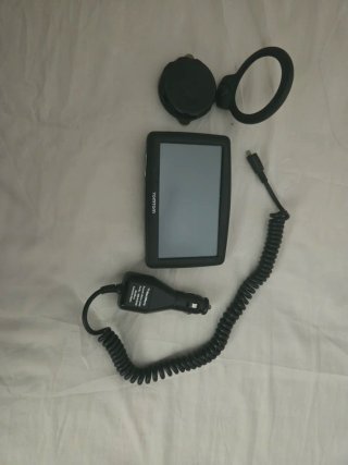 GPS TomTom con accesorios