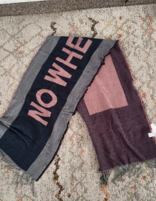 Bufanda Stradivarius 'No Where'