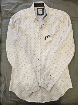 Camisa Zara Blanca con Estampado