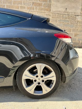 Parachoques trasero Renault Megane Coupé 3