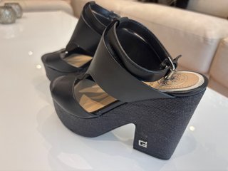 Sandalias Guess Negras Talla 36 piel