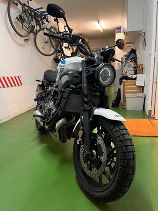 Yamaha XSR 700 2022 - Historic White