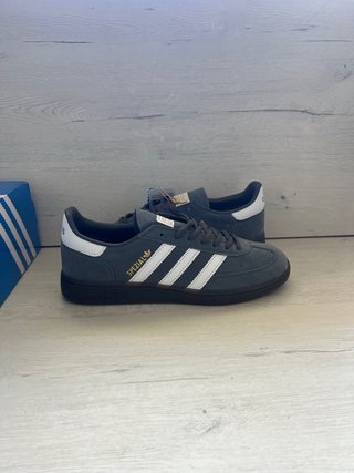 Adidas Handball Spezial Gris y Blanco