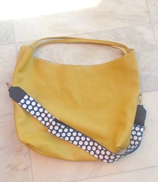 Bolso de Piel Amarillo