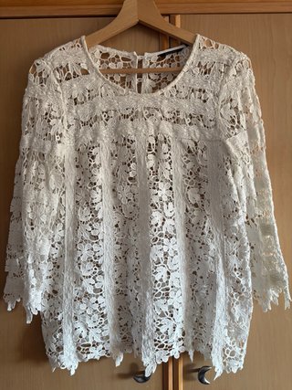 Blusa de guipur blanca