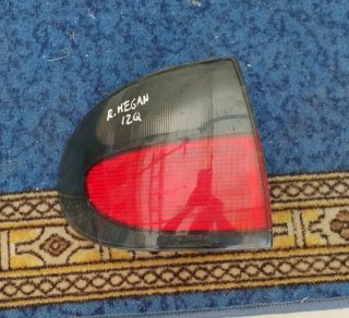 Faro trasero izquierdo del Remault Megane Classic