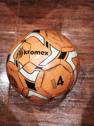 Balón de Entrenamiento Kromex Talla 4
