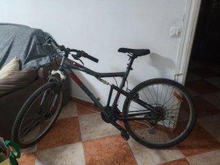 Bicicleta de Montaña Rockrider Gris