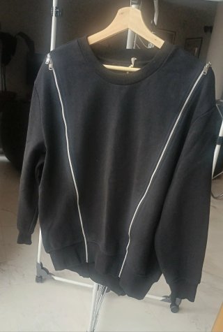 Sudadera Oversize Negra con Cremalleras