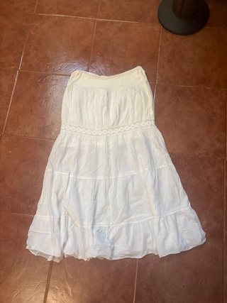 Falda de verano blanca