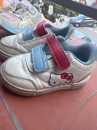 Zapatillas Hello Kitty Talla 33