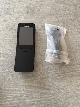 Nokia 8110 4G Negro