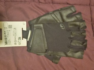 Guantes Deportivos Cortos Negros